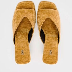🔥🔥Zara Women's Tan Slide Sandals